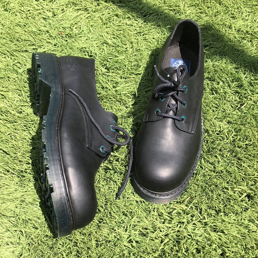 Vintage Nana industrial shoe